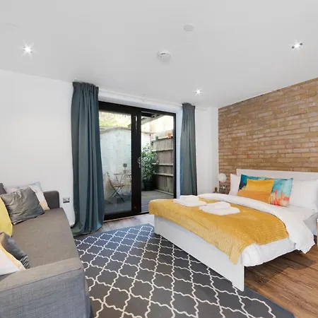 Manor House Studios By Morethanstays London Exterior photo