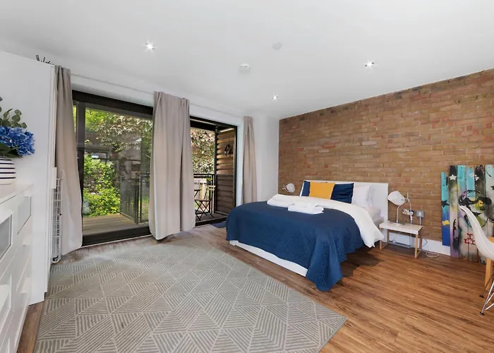 Manor House Studios By Morethanstays
